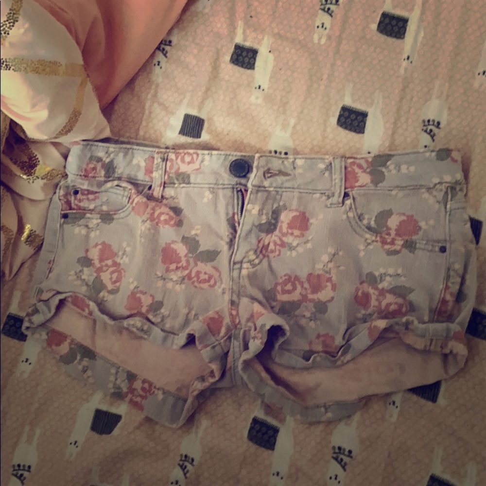 Mossimo Supply Co. short shorts